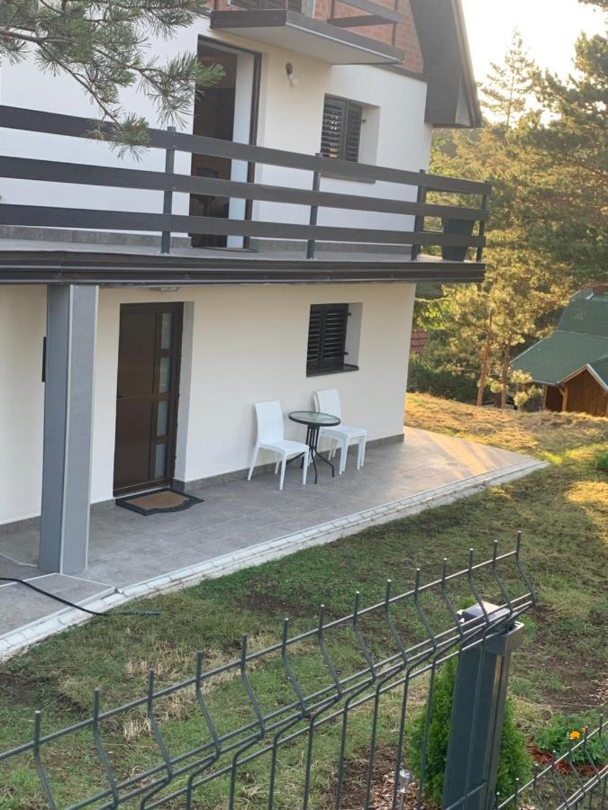 Ng Apartmani Tornik ซลาตีบอร์ ภายนอก รูปภาพ