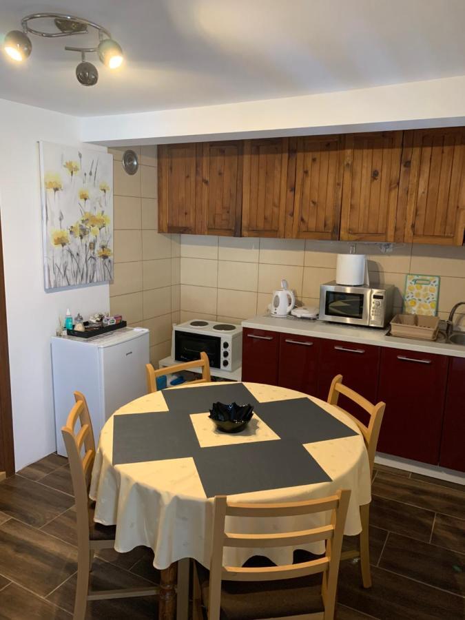 Ng Apartmani Tornik ซลาตีบอร์ ภายนอก รูปภาพ