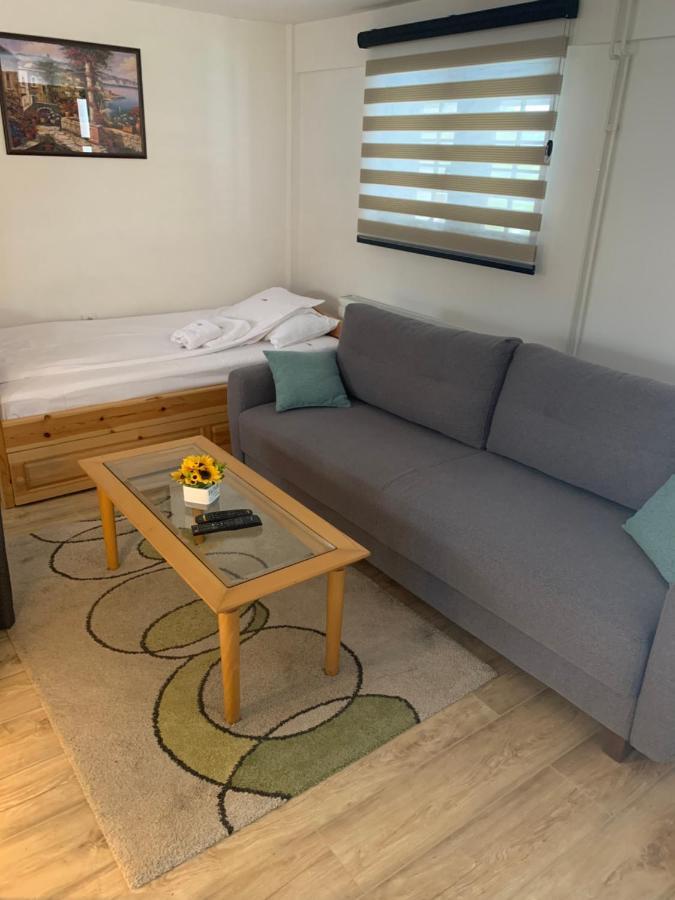Ng Apartmani Tornik ซลาตีบอร์ ภายนอก รูปภาพ